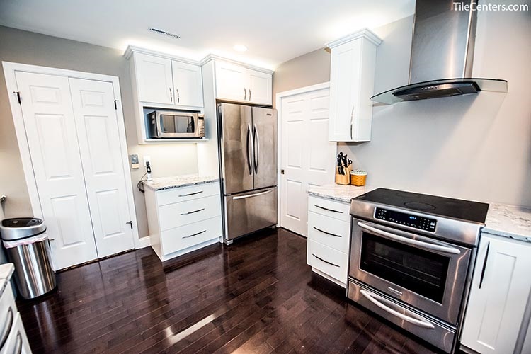 Modern Kitchen Remodel with Maple Hardwood Flooring