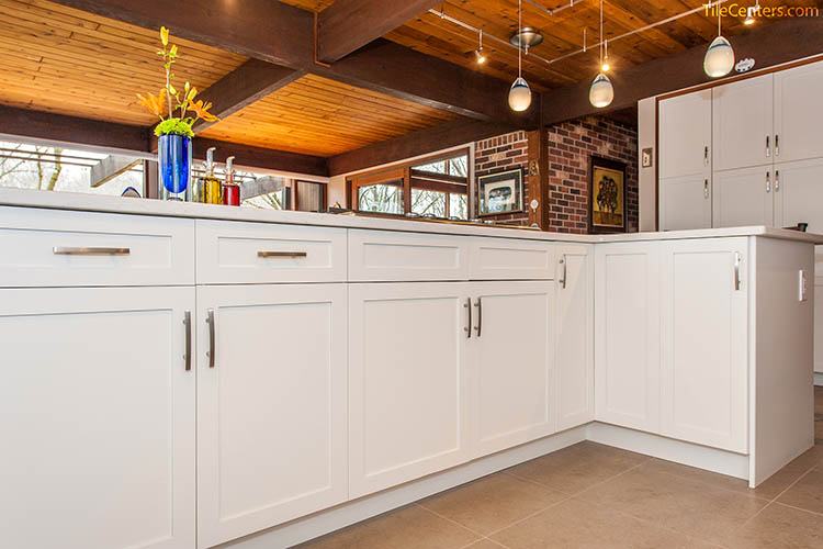 White Kitchen Cabinets