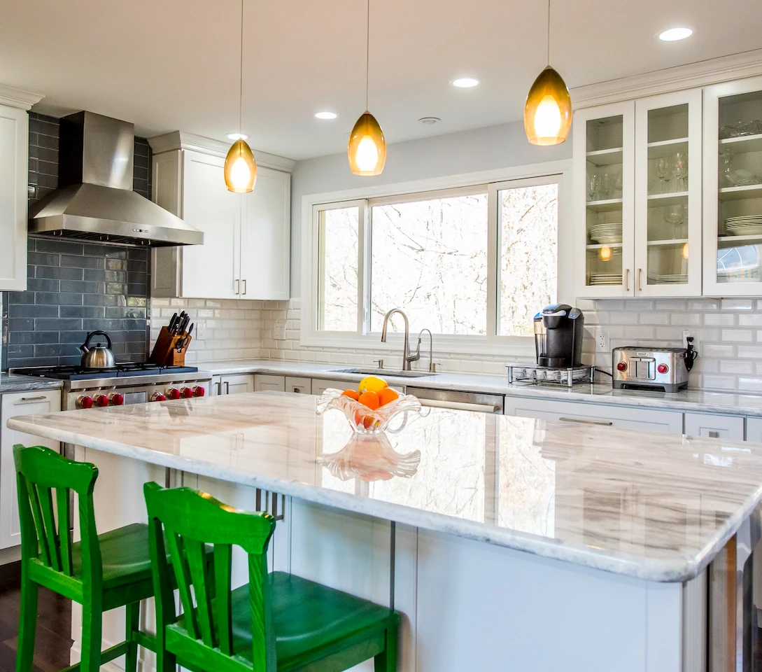 3D kitchen design rendering software with technical blueprints for a modern kitchen remodel.